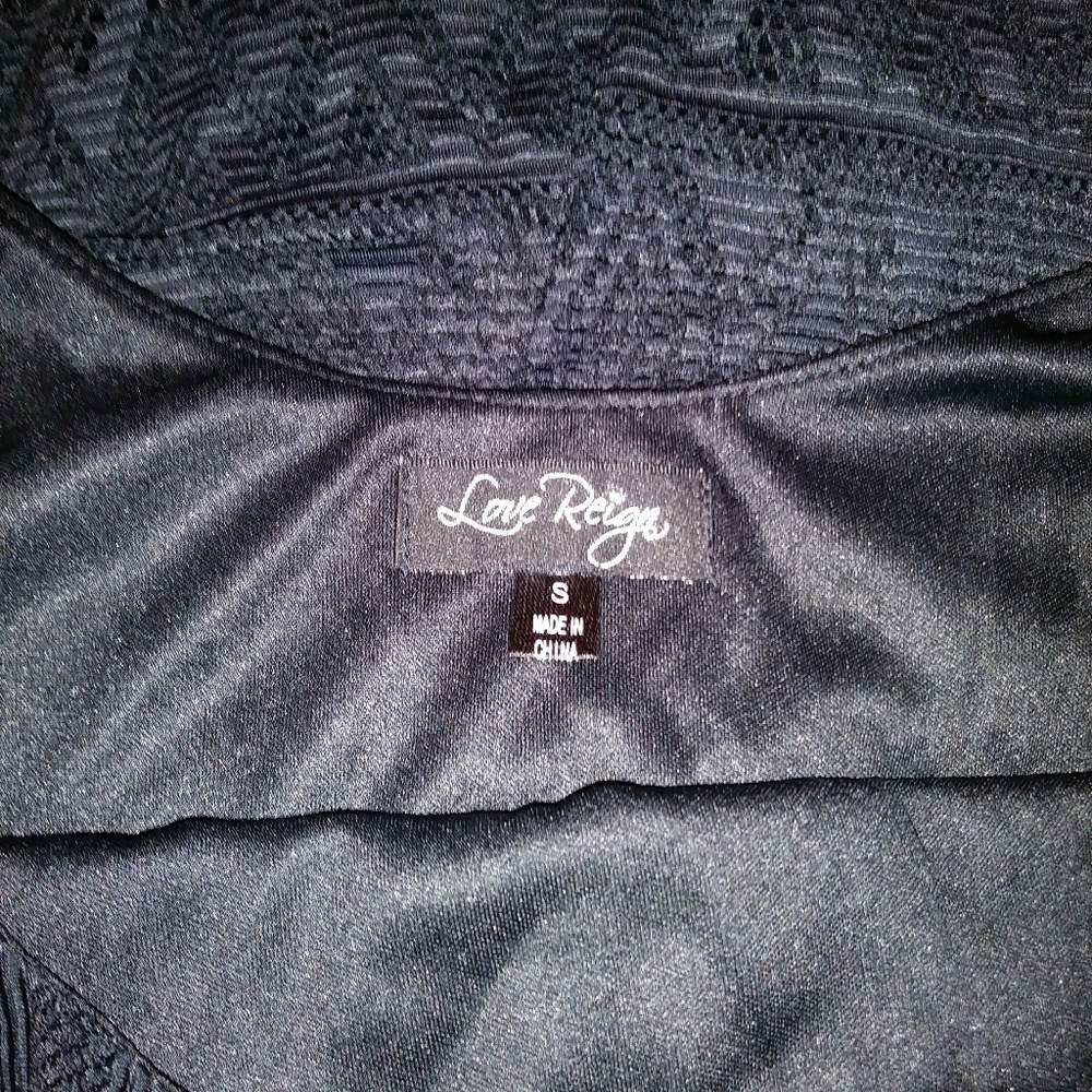 Dress - Picture 3 of 3